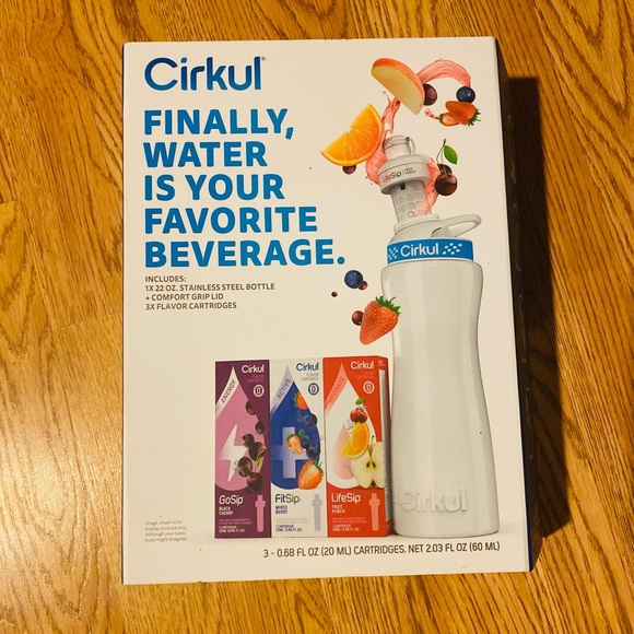 Other Cirkul Water Bottle Starter Kit W Cartridges Poshmark